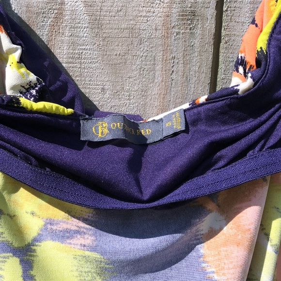 Vintage Outback Red floral tube top - Picture 3 of 4